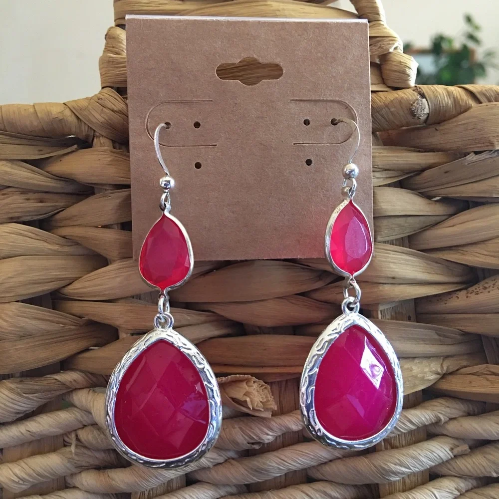 Fuchsia pink faceted stone silver dangle earrings